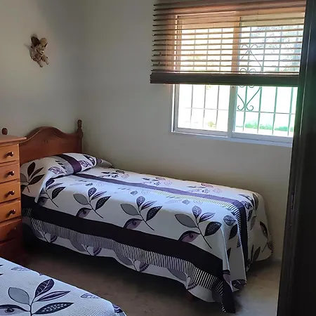 Chalet En Jerez Con Piscina Privada, Barbacoa Y Terraza Amueblada - Es-180-243 Jerez de la Frontera